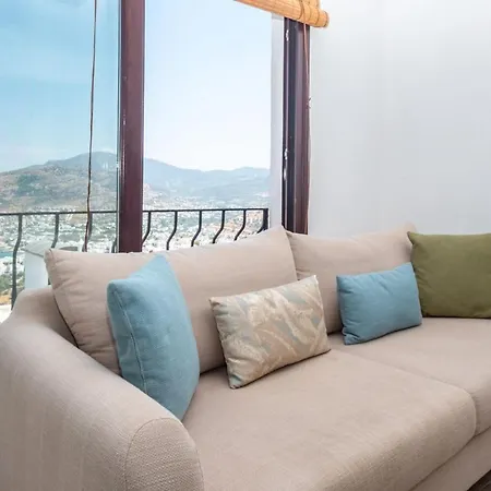 Triplex With Fantastic View In Bodrum וילה
